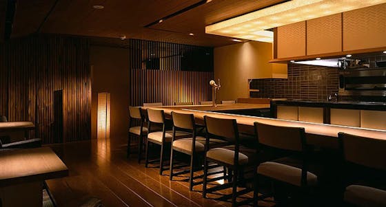 渋谷のデートにディナーでワインバーが楽しめるおすすめレストラン2選 一休 Comレストラン