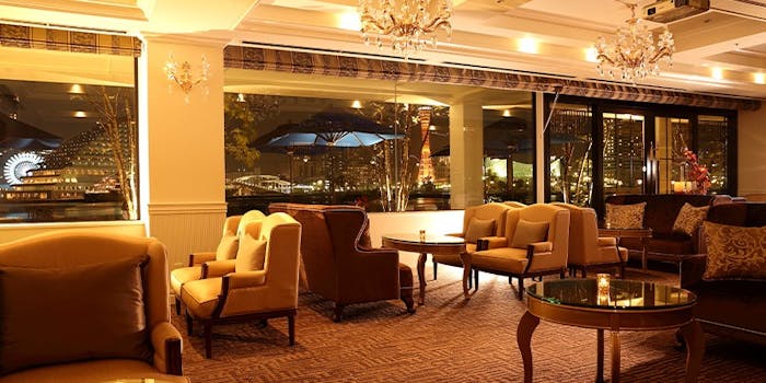 ラウンジ テラス ル オーシャン ラ スイート神戸オーシャンズガーデン Oceans Beer Garden 2019 女性限定 乾杯ロゼスパ クリング付飲み放題 ワンプレートやブッフェを堪能 ディナー プラン 10830356 メニュー 一休 Comレストラン