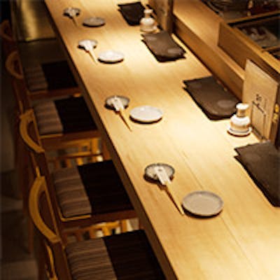 木を基調とした温もり溢れる和空間