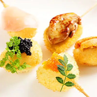 オリジナルブレンドで揚げるこだわりの一串