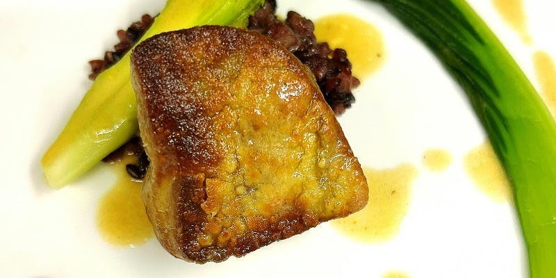 【豪華会席2】フォアグラ、オマール海老丸ごと1匹、A5黒毛和牛、デザート2品など全9品＋1ドリンク