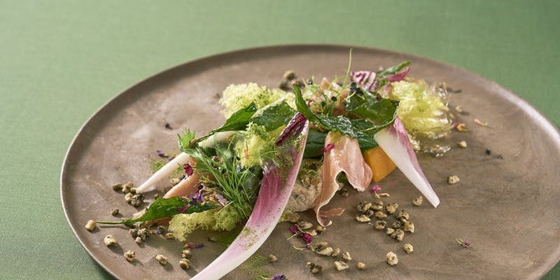 【ユヌ イストワール】Wメインなど全6品（窓際確約）