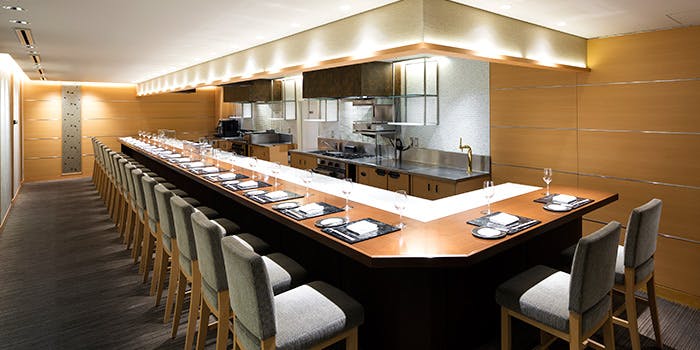 記念日におすすめのレストラン・懐石フランス料理 グルマン橘／リーガロイヤルホテル京都の写真1