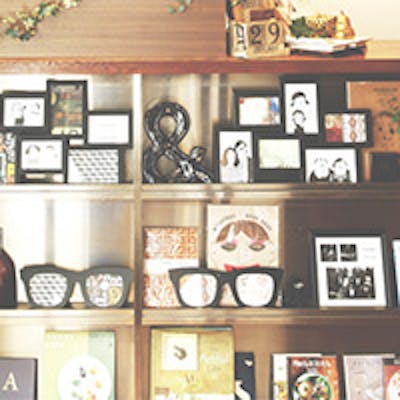 大型6面スクリーンなど設備も充実