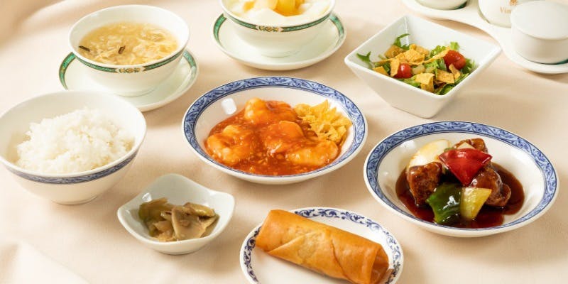 【メイン料理が2品付！週替わりランチセット】全8品＋選べる1ドリンク付