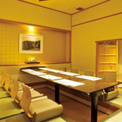 お祝いや法要に相応しい上質な個室