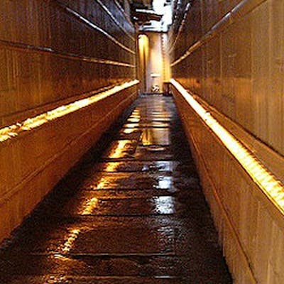 祇園の大通りを少し外れた小路にある隠れ家のお店