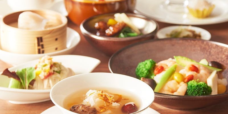 【おもてなしランチ】薬膳スープ・海鮮＆肉料理・選べるご飯or豆乳粥＋1ドリンク（平日）
