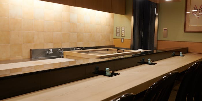 今よし イマヨシ 大手町 寿司 一休 Comレストラン