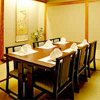 和の情緒漂う優美な空間 ご接待や宴会に重宝する個室も完備
