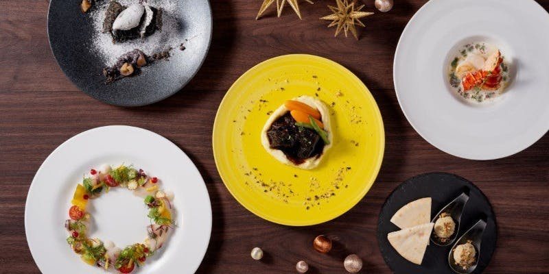 【Xmas2025】牛ホホ肉の煮込み＆ホタテとオマール海老のWメイン等贅沢クリスマスランチ全6品