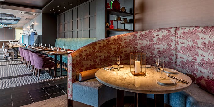 The Living Room with SKY BAR／三井ガーデンホテル名古屋プレミア 18階