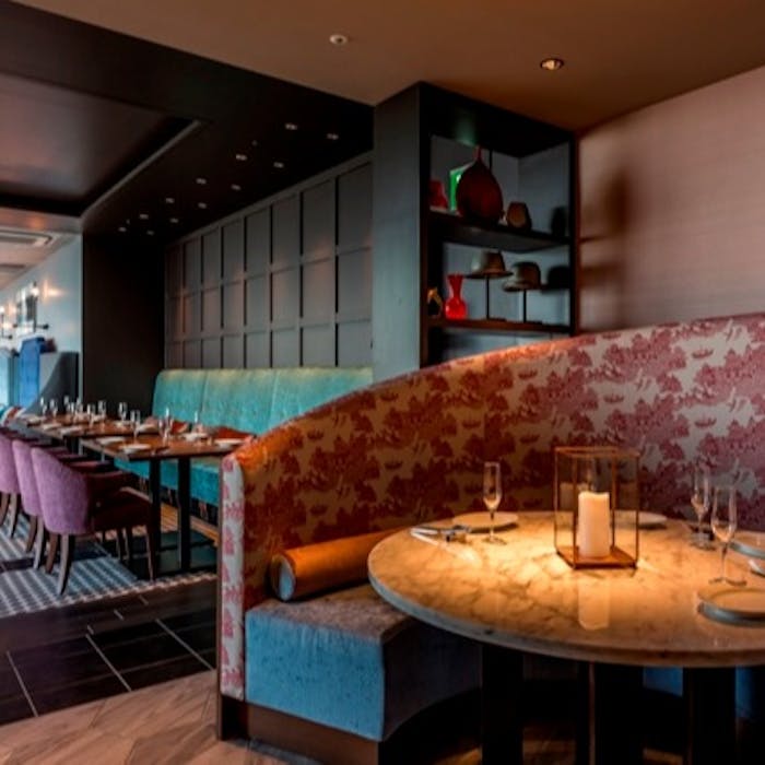 The Living Room With Sky Bar 三井ガーデンホテル名古屋プレミア 18階 記念日コース Box席確約 ゆったりソファー席 で乾杯酒 特製ケーキ付ランチフルコース Box席確約 ランチ プラン 11609021 メニュー 一休 Comレストラン