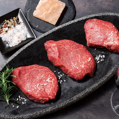 A5ランクをさらに厳選、とろけるお肉の美味しさが広がります