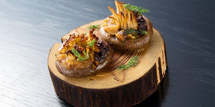 ラ・ボンヌターブル（LA BONNE TABLE）