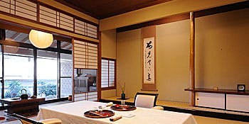 料亭旅館　やす井