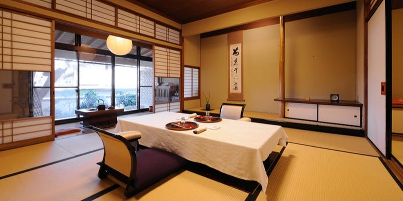 料亭旅館　やす井