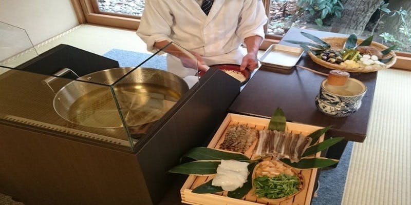 【お座敷天ぷら】専任料理人が旬の食材を目の前で揚げる贅沢会席（1日2組限定）