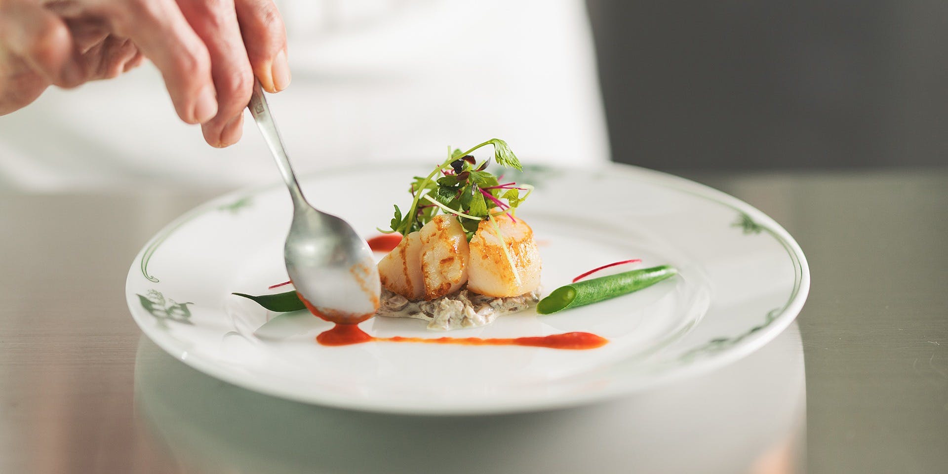 メインダイニングルーム／万平ホテル - 画像4