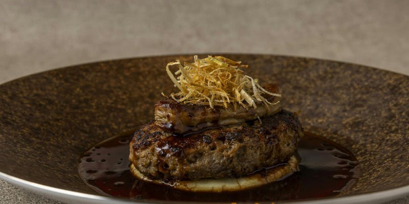 【WINTER LUNCH 2025】ホテル最上階で4品コース（12/1ー31）