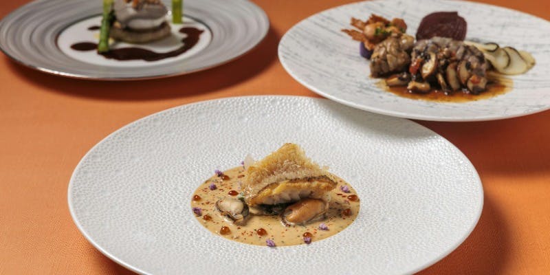 【Azure】メインは黒毛和牛フィレ肉　キャビア・フォアグラ　全6品＋乾杯シャンパン（窓側選択可）