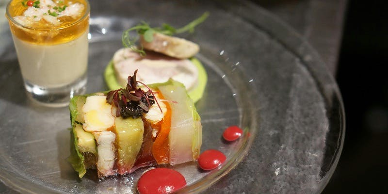 【Xmas2025ディナーコース】フォアグラや和牛など豪華食材で奏でる全6品＋乾杯シャンパン付