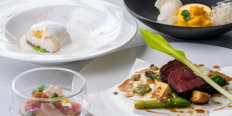 The 30th Restaurant�^��q�ʐ�G�N�Z���z�e�����}