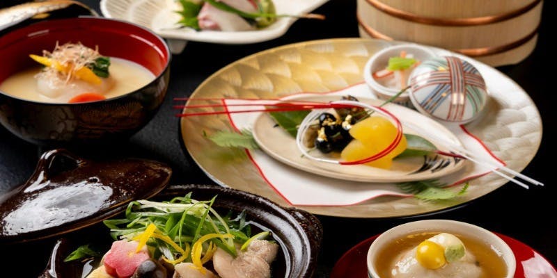 【お正月料理・松柏】2026年1月2・3日限定の特別懐石。名物ゆば桶と旬味を地上11階の夜景と共に