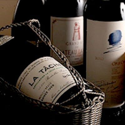 フランスワインを中心に、世界各国のワインが250種類以上