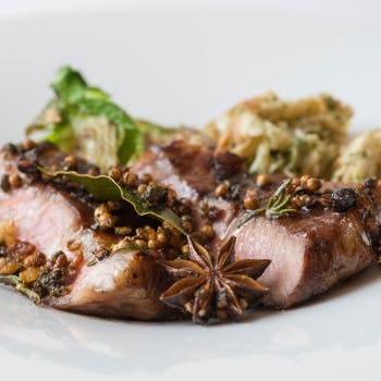 �T�[�� �A�}�[�r�� �iSala AMABILE�j