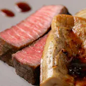 神戸牛ステーキ Vesta