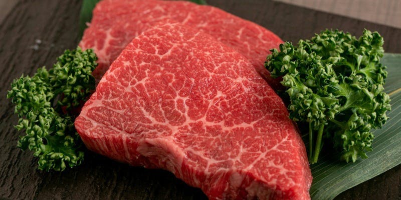 A5等級神戸牛モモ赤身ステーキコース