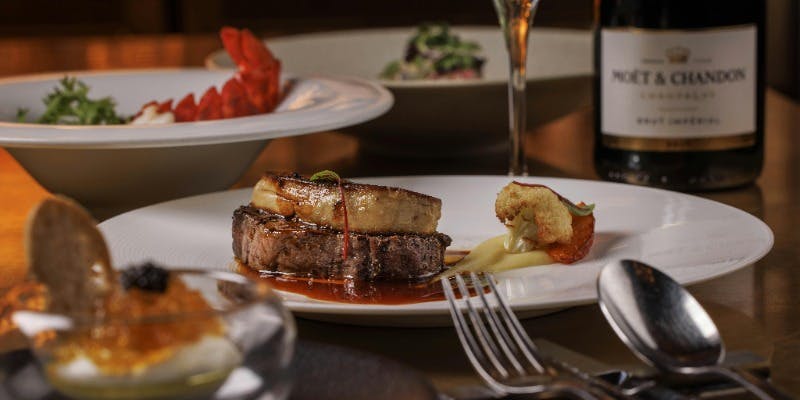 【Xmas2025】キャビア、本マグロ、オマール海老、牛フィレ×フォアグラを堪能 全5皿＋シャンパン