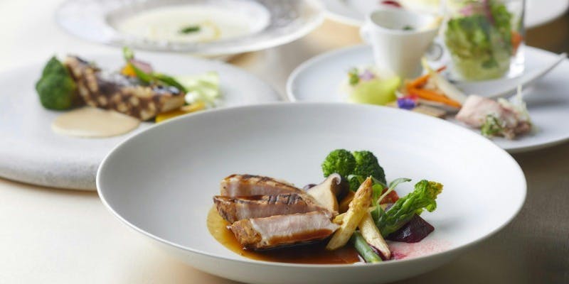 レストラン ザ・カステリアンルーム（RESTAURANT The Castillian Room）