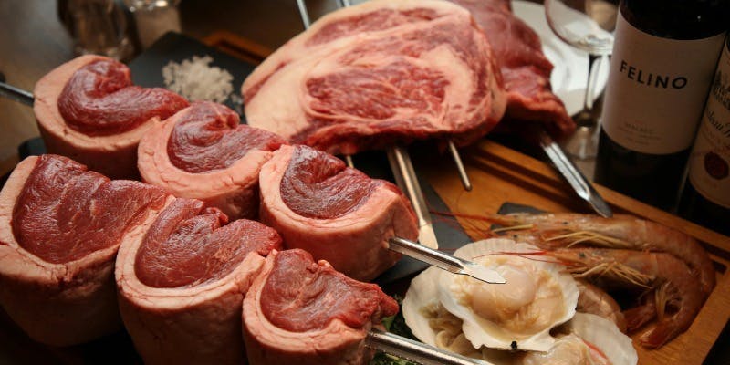 【幹事特典付き・お食事券プレゼント】忘年会プランA オリジナルシュラスコとプレミアム飲み放題3時間