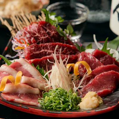 熊本・千興ファーム直送鮮馬刺し