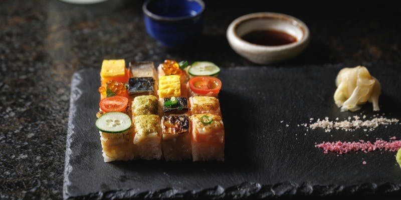 ランチ【「華 HANA」コース】名物モザイク寿司16貫・こだわりの一品料理など料理7品