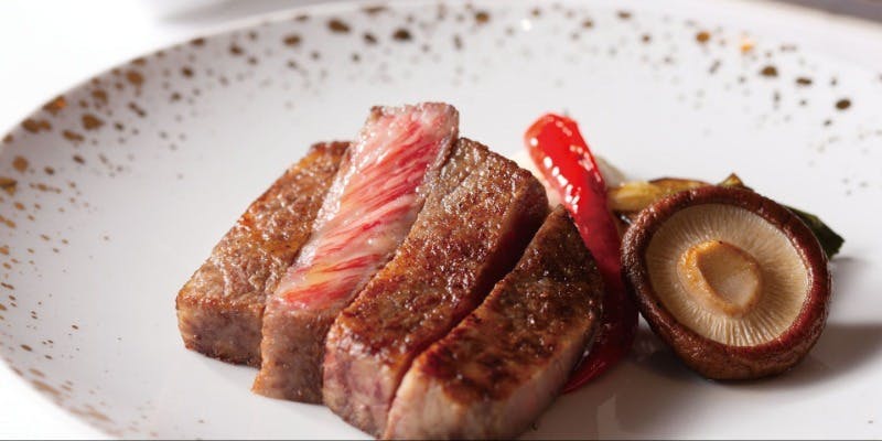 【香川県　讃岐オリーブ牛 lunch steak course】＋アペリティフ（完全個室確約）