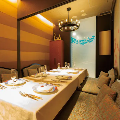 花の名がつけられた全14部屋の完全個室