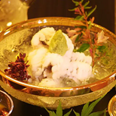 鱧料理(5月~11月)鯛料理(通年)ぐじ(甘鯛)料理(11月~4月)くえ料理(12月)