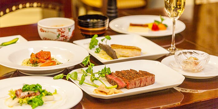 鉄板焼 ガーデン テッパンヤキガーデン 山の上ホテル 鉄板焼 一休 Comレストラン