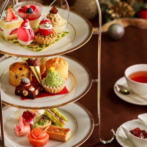 ラウンジ あじさい 鎌倉プリンスホテル Xmas19 苺スイーツなど クリスマスアフタヌーンティーセット カフェフリー付 ティー プラン メニュー 一休 Comレストラン