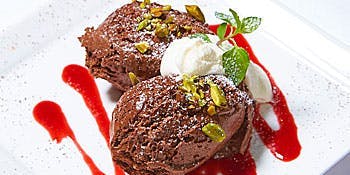 ル・クロ・モンマルトル（Le Clos Montmartre）