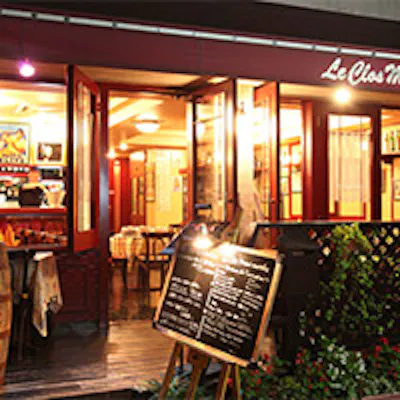 PARISのビストロを思わす神楽坂のレストラン