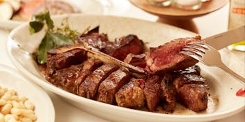 USDAプライムビーフ「T ボーンステーキ」コース - Bisteccheria INTORNO Steak & Bar Ginza Tokyo