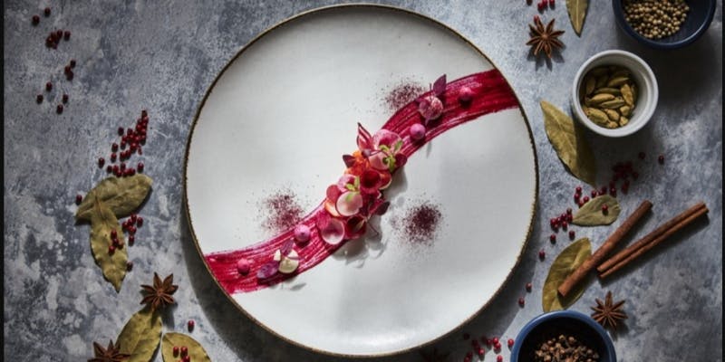 【アニバーサリープラン】乾杯スパークリング＆特製デザインプレート付＋メインは厳選特選牛とフォアグラ