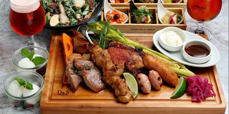 【ボリューム満点】「肉と麦酒と私 コース」＋フリーフロー2時間付 ＋定番ビール7種＋限定1種フリーフロー