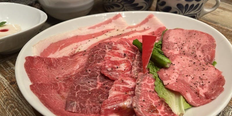牛タン、サガリ、仙台牛カルビなど6種のお肉が楽しめる盛り合わせ～カジュアルランチセット～