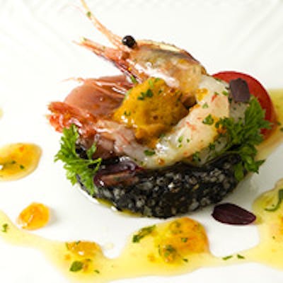 イタリア郷土料理に和のアレンジを