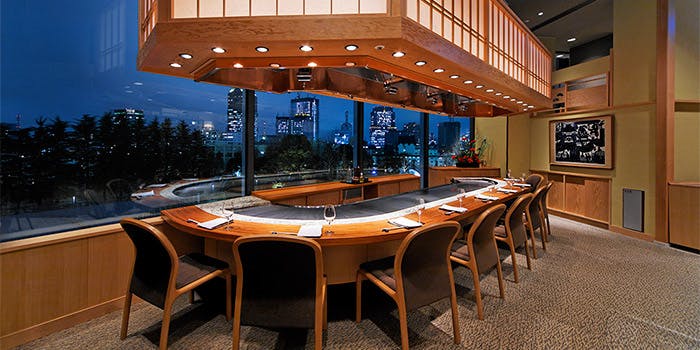 東京のディナーに鉄板焼が楽しめるおすすめレストラントップ 一休 Comレストラン 東京のディナーに鉄板焼が楽しめるおすすめレストラントップ 一休 Comレストラン